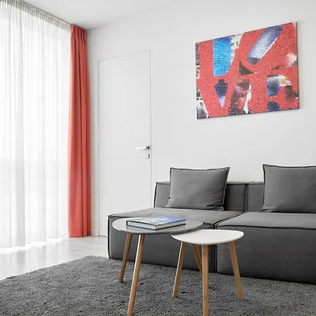 Adella Boutique - Free Secured Parking 4* סופיה